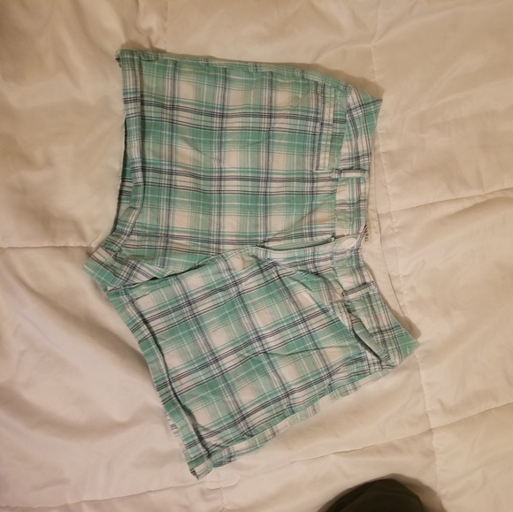 Plaid shorts - Picture 1 of 5